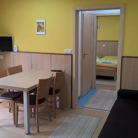 Reos 3* Hodonín